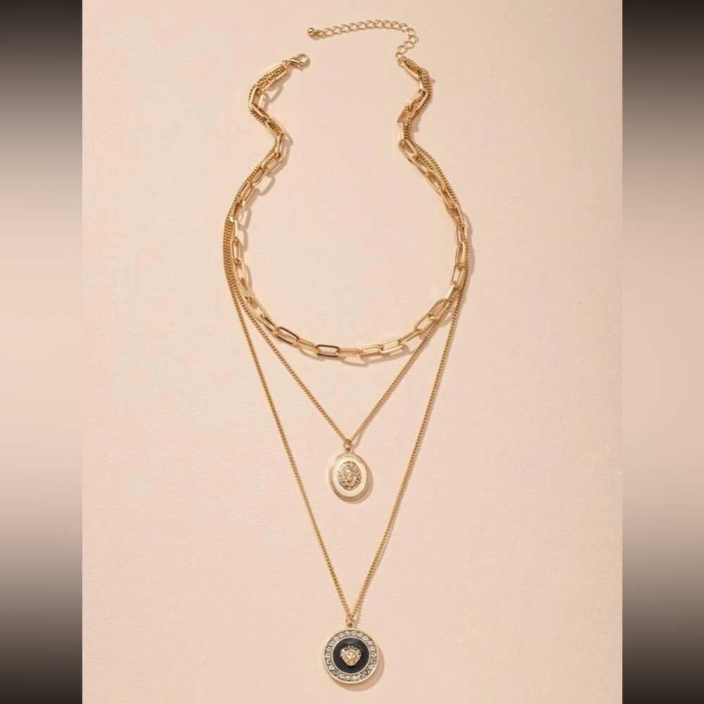 90’s Style Glam Triple Layer Gold & Black Lionhead Medallion Necklace - Picture 4 of 8